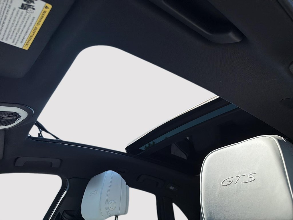 2024 Porsche Macan GTS in Drummondville, Quebec - 20 - w1024h768px
