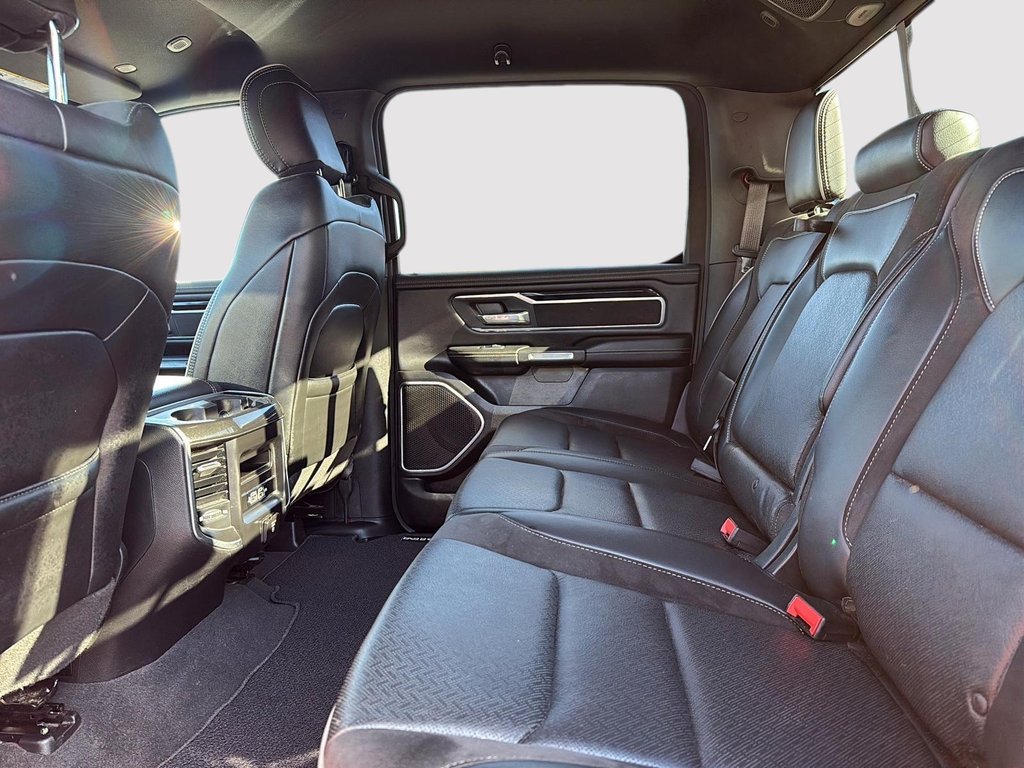 2019 Ram 1500 Laramie in Drummondville, Quebec - 9 - w1024h768px