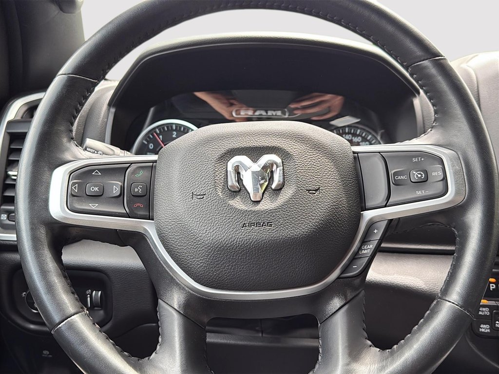 2023 Ram 1500 Big Horn in Drummondville, Quebec - 13 - w1024h768px