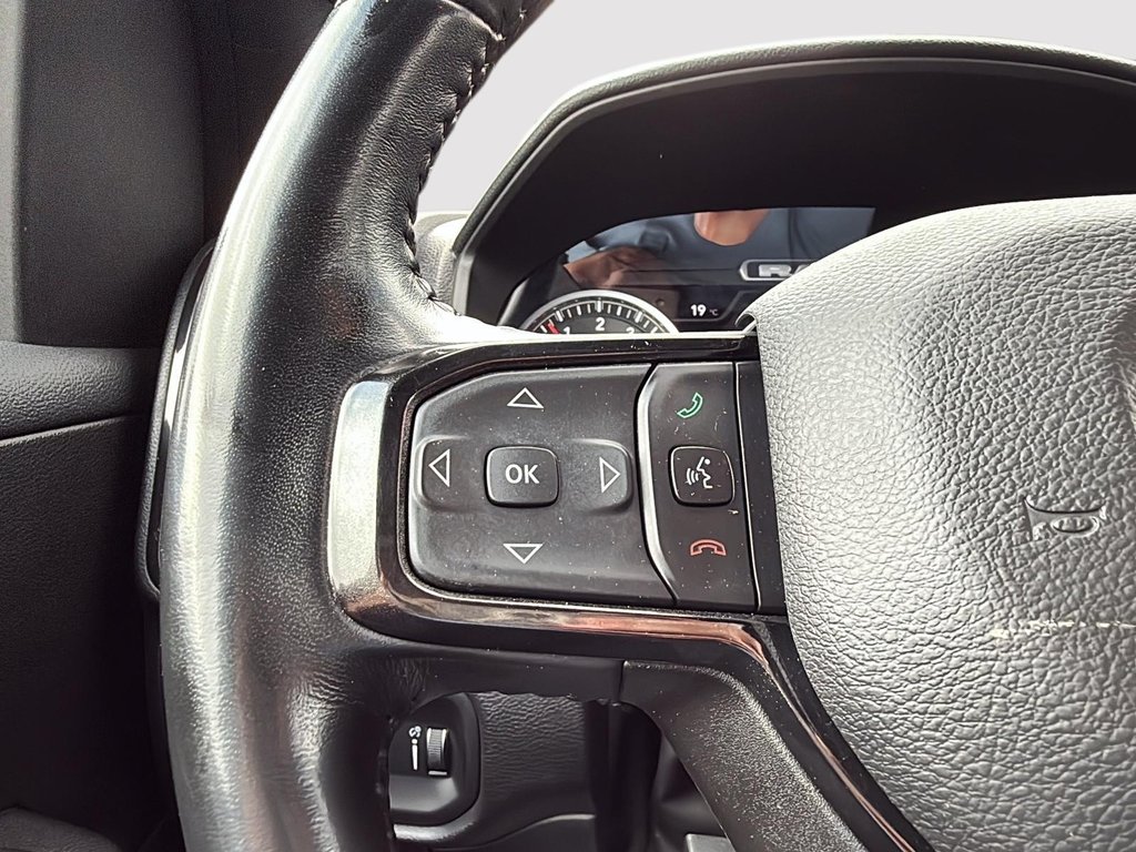 2023 Ram 1500 BigHorn CrewCab in Drummondville, Quebec - 14 - w1024h768px