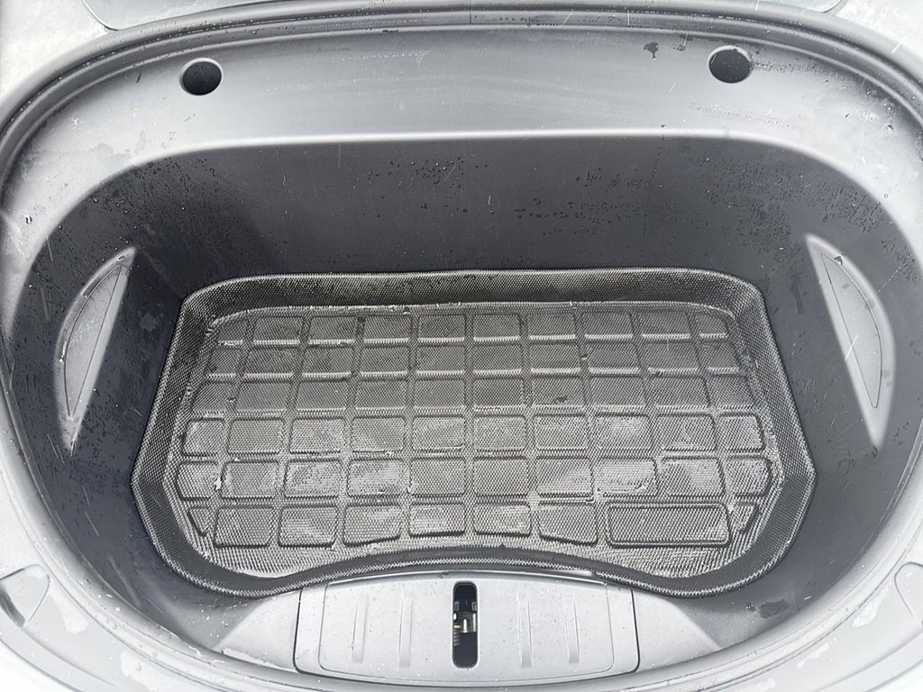 2023 Tesla Model 3-6