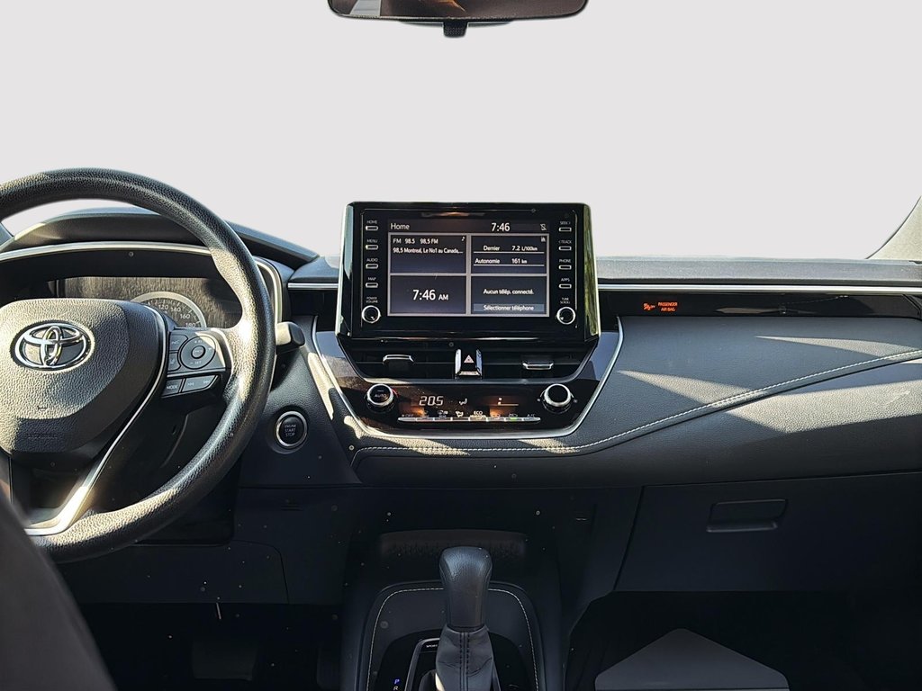 2019 Toyota Corolla Hatchback SE in Drummondville, Quebec - 10 - w1024h768px