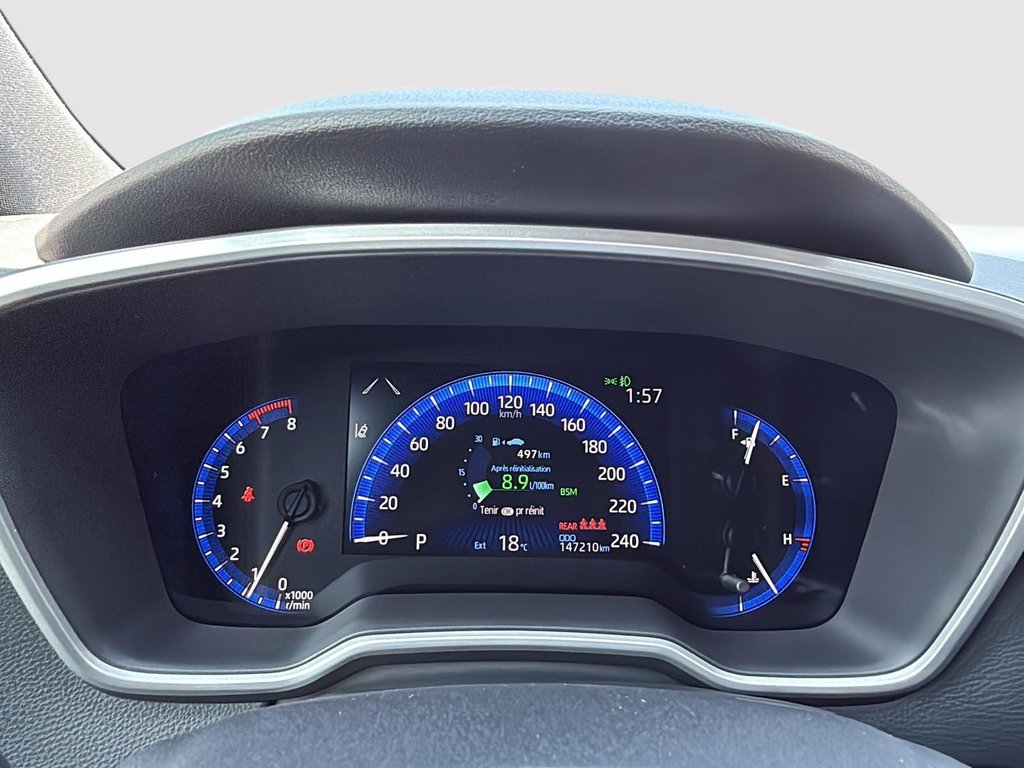 2019 Toyota Corolla Hatchback in Drummondville, Quebec - 14 - w1024h768px