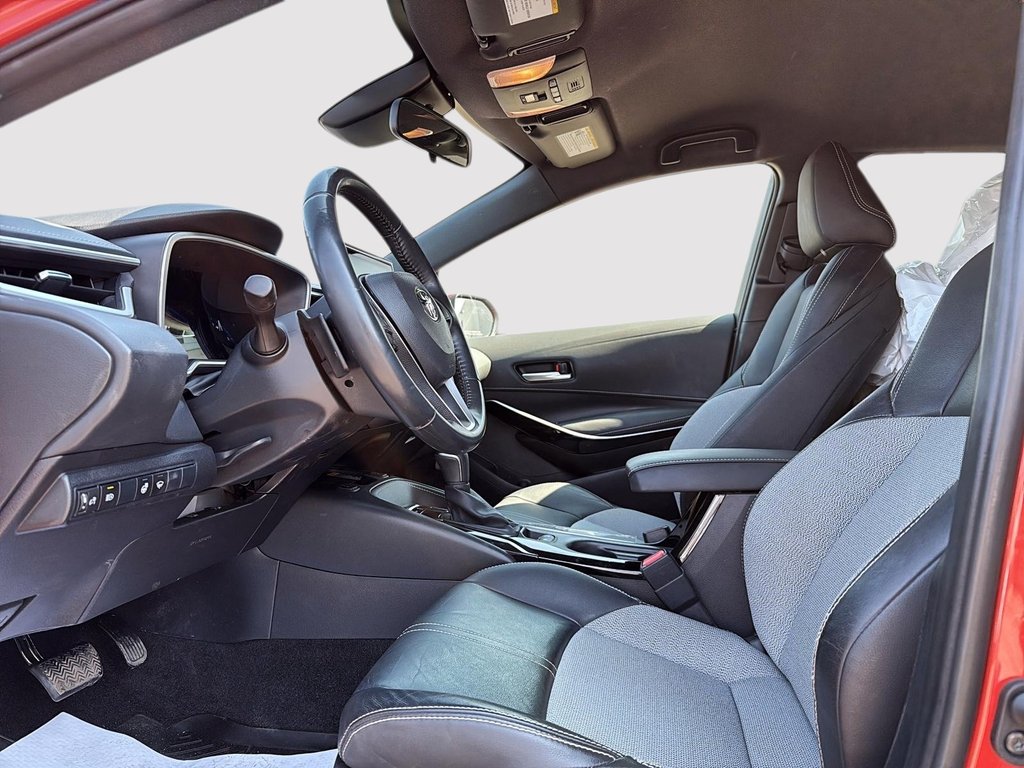 2019 Toyota Corolla Hatchback in Drummondville, Quebec - 7 - w1024h768px