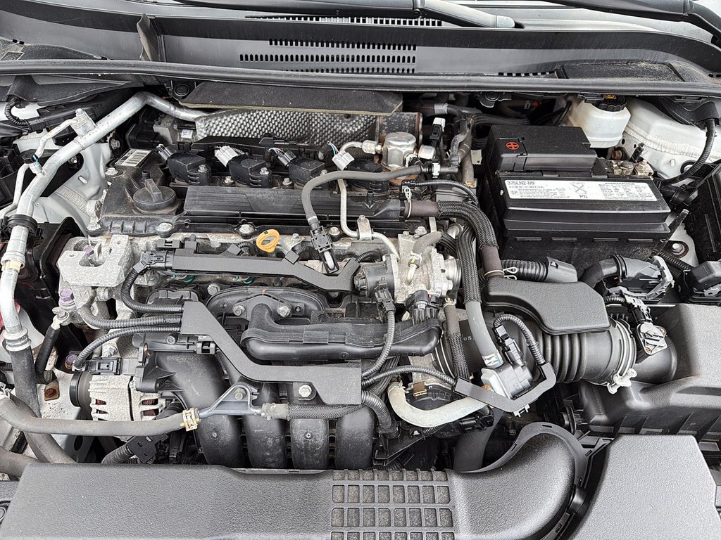 2020 Toyota Corolla in Drummondville, Quebec - 7 - w1024h768px