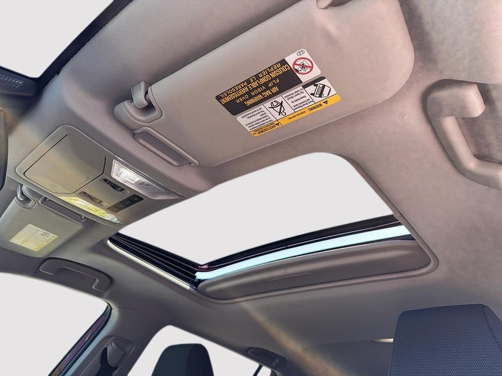 2022 Toyota RAV4 XLE in Drummondville, Quebec - 19 - w1024h768px