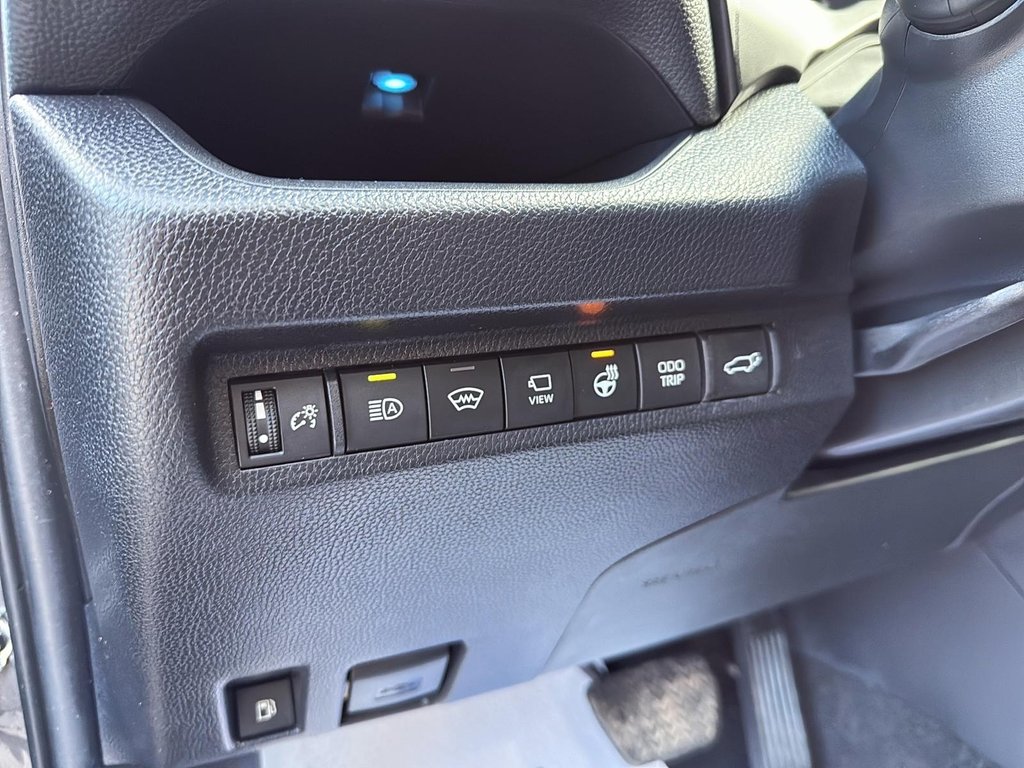 2024 Toyota RAV4 Hybrid XSE in Drummondville, Quebec - 11 - w1024h768px