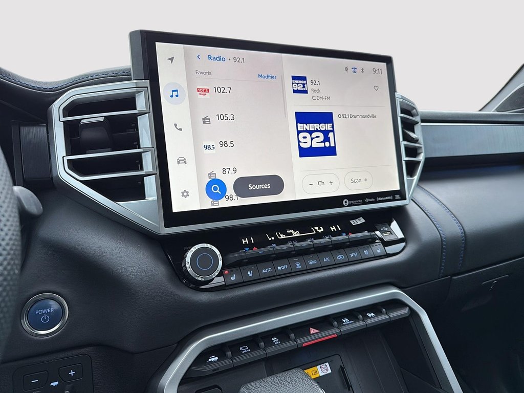 Toyota Sequoia PLATINUM 2024 à Drummondville, Québec - 16 - w1024h768px