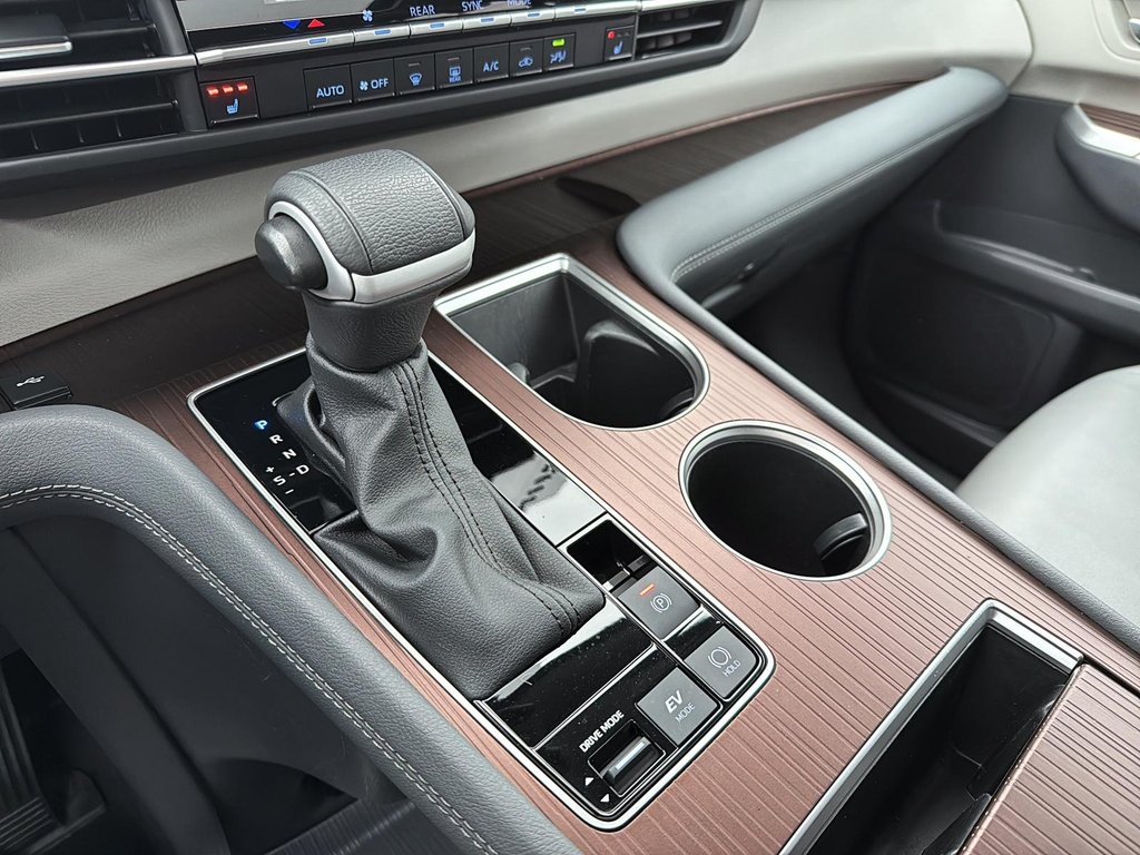 2024 Toyota Sienna in Drummondville, Quebec - 19 - w1024h768px