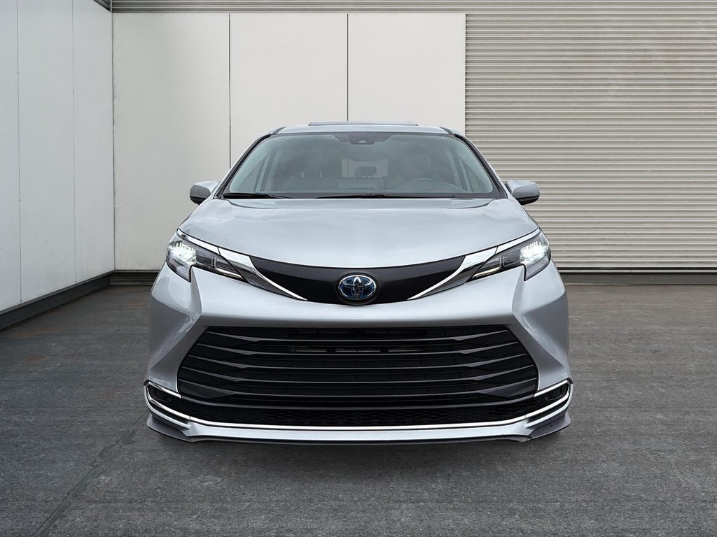 2024 Toyota Sienna in Drummondville, Quebec - 2 - w1024h768px
