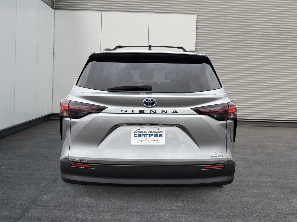 2024 Toyota Sienna in Drummondville, Quebec - 3 - w1024h768px