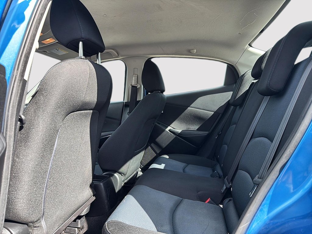 2018 Toyota Yaris Sedan in Drummondville, Quebec - 9 - w1024h768px