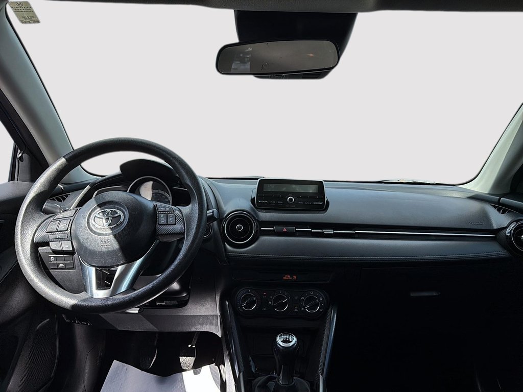 2018 Toyota Yaris Sedan in Drummondville, Quebec - 10 - w1024h768px