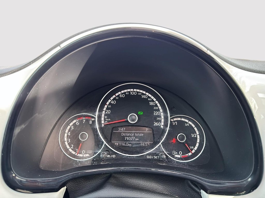 Volkswagen Beetle Coupe  2014 à Drummondville, Québec - 14 - w1024h768px
