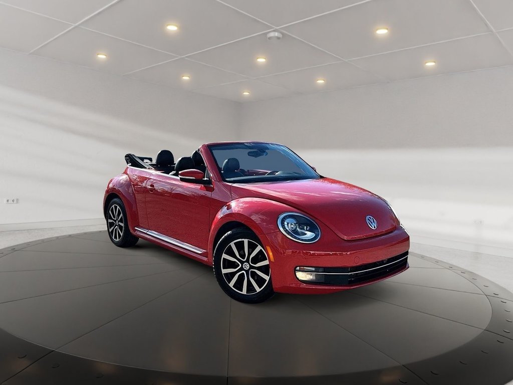 2015  Beetle 18 TSI Convertible TECH PKG in Drummondville, Quebec - 1 - w1024h768px