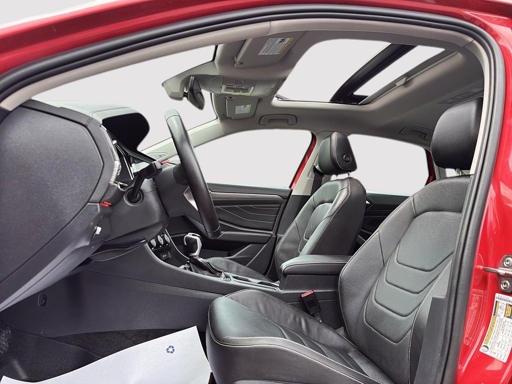 Volkswagen Jetta Highline 2023 à Drummondville, Québec - 9 - w1024h768px