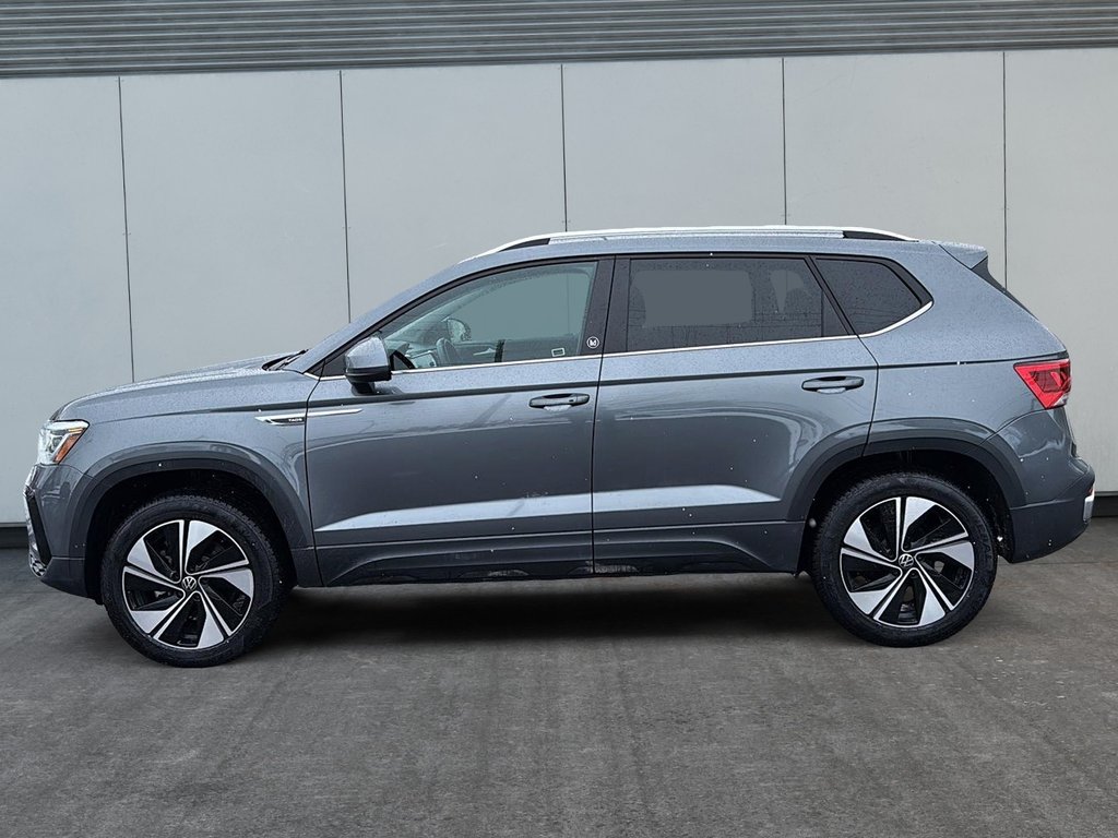 Volkswagen Taos Highline 2024 à Drummondville, Québec - 5 - w1024h768px