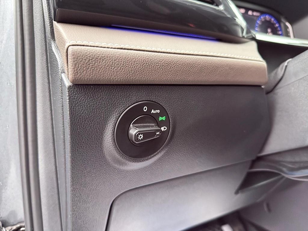 Volkswagen Taos Highline 2024 à Drummondville, Québec - 12 - w1024h768px