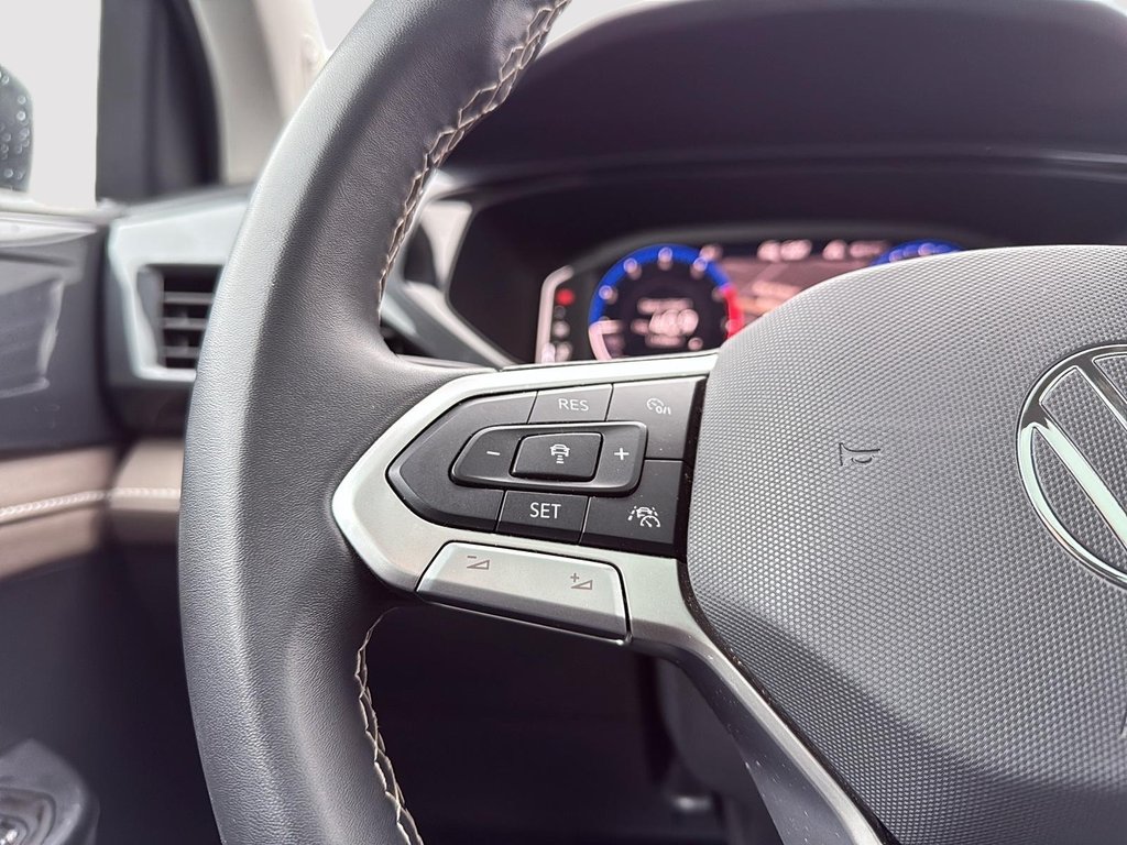 Volkswagen Taos Highline 2024 à Drummondville, Québec - 14 - w1024h768px