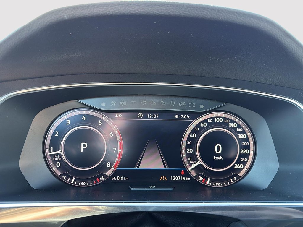 2018 Volkswagen Tiguan Highline in Drummondville, Quebec - 17 - w1024h768px