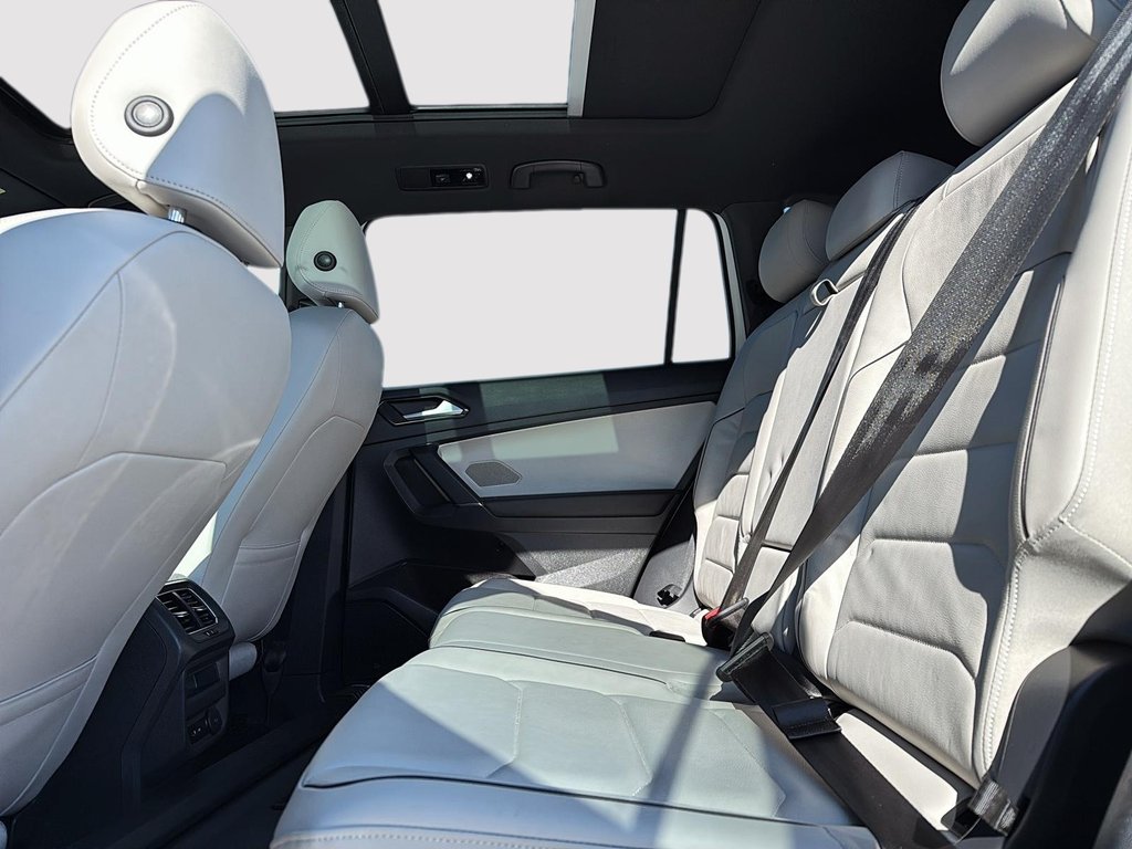 2018 Volkswagen Tiguan Highline in Drummondville, Quebec - 10 - w1024h768px