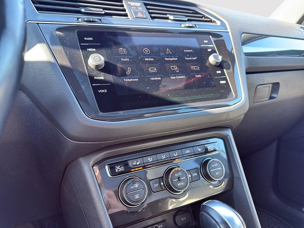 2018 Volkswagen Tiguan Highline in Drummondville, Quebec - 18 - w1024h768px