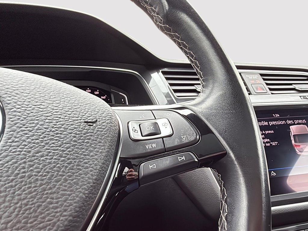 2021 Volkswagen Tiguan Highline in Drummondville, Quebec - 15 - w1024h768px