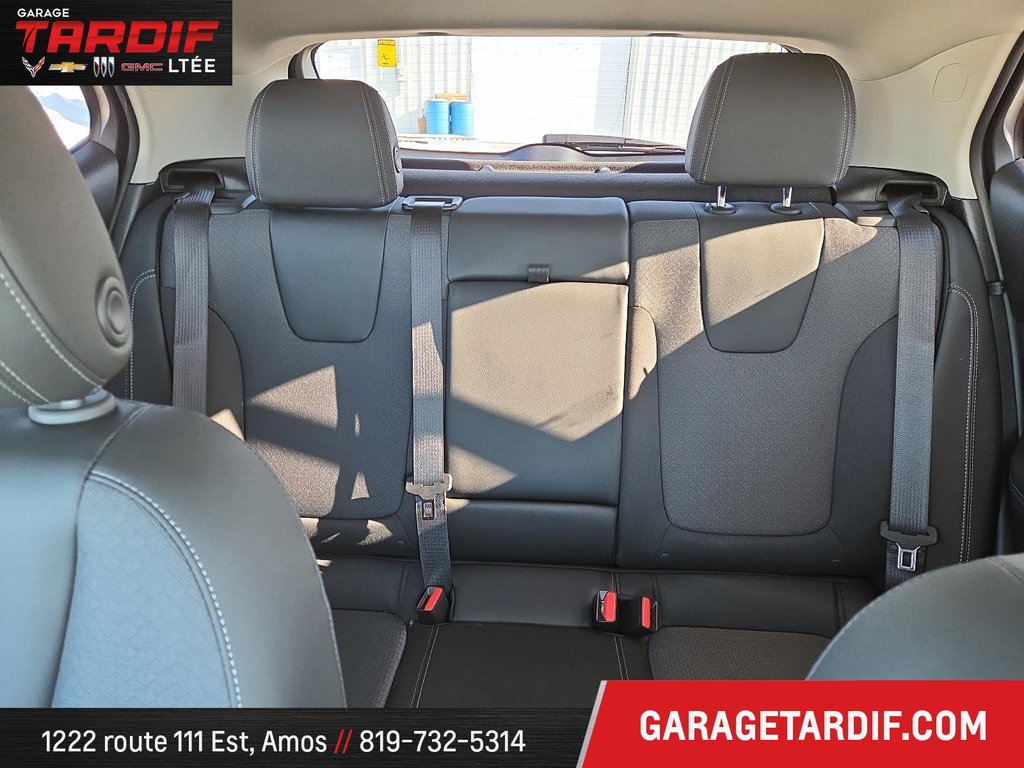 2025 Buick Encore GX in Amos, Quebec - 23 - w1024h768px