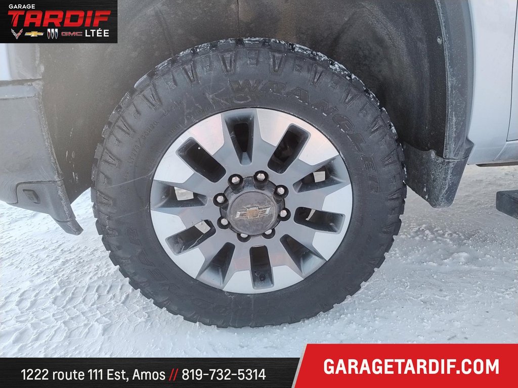 2022 Chevrolet 2500 4RM CAISSE LONGUE CAB MULTIPLAC in Amos, Quebec - 7 - w1024h768px