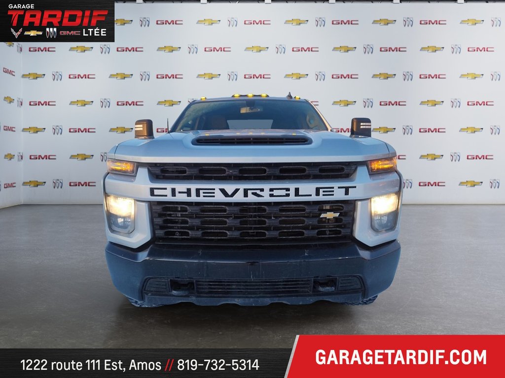 2022 Chevrolet 2500 4RM CAISSE LONGUE CAB MULTIPLAC in Amos, Quebec - 2 - w1024h768px