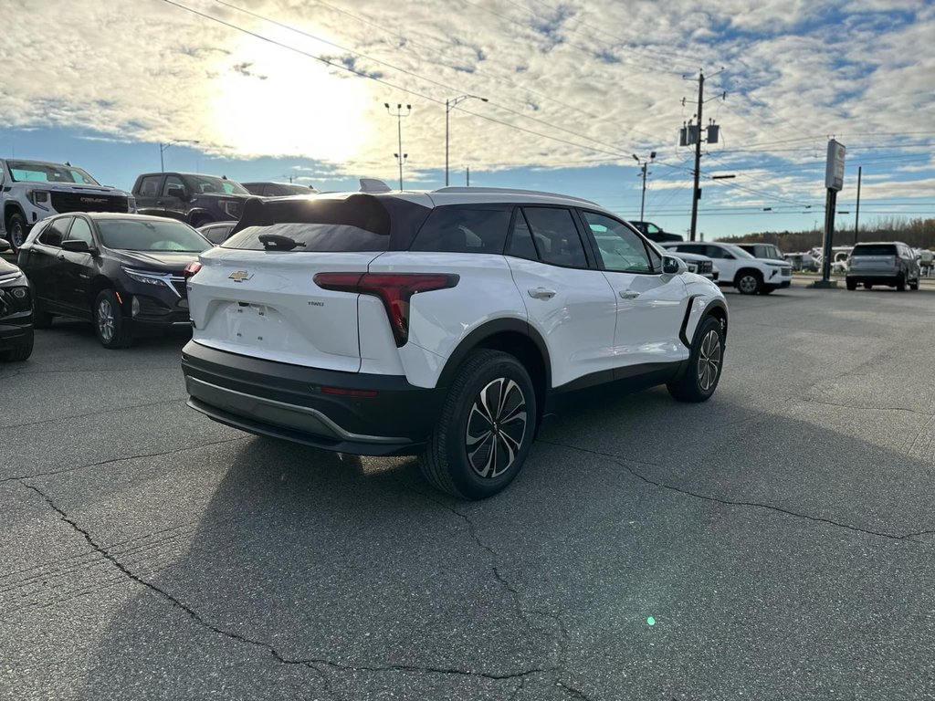 2025 Chevrolet Blazer EV in Amos, Quebec - 5 - w1024h768px