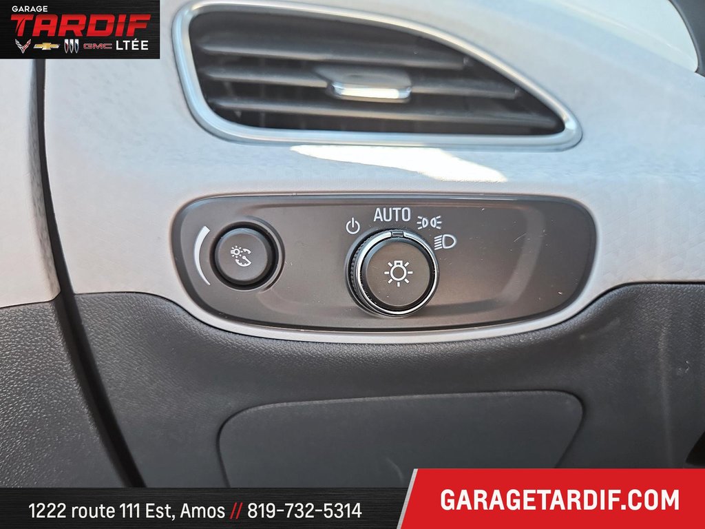 Chevrolet Bolt EV  2021 à Amos, Québec - 13 - w1024h768px