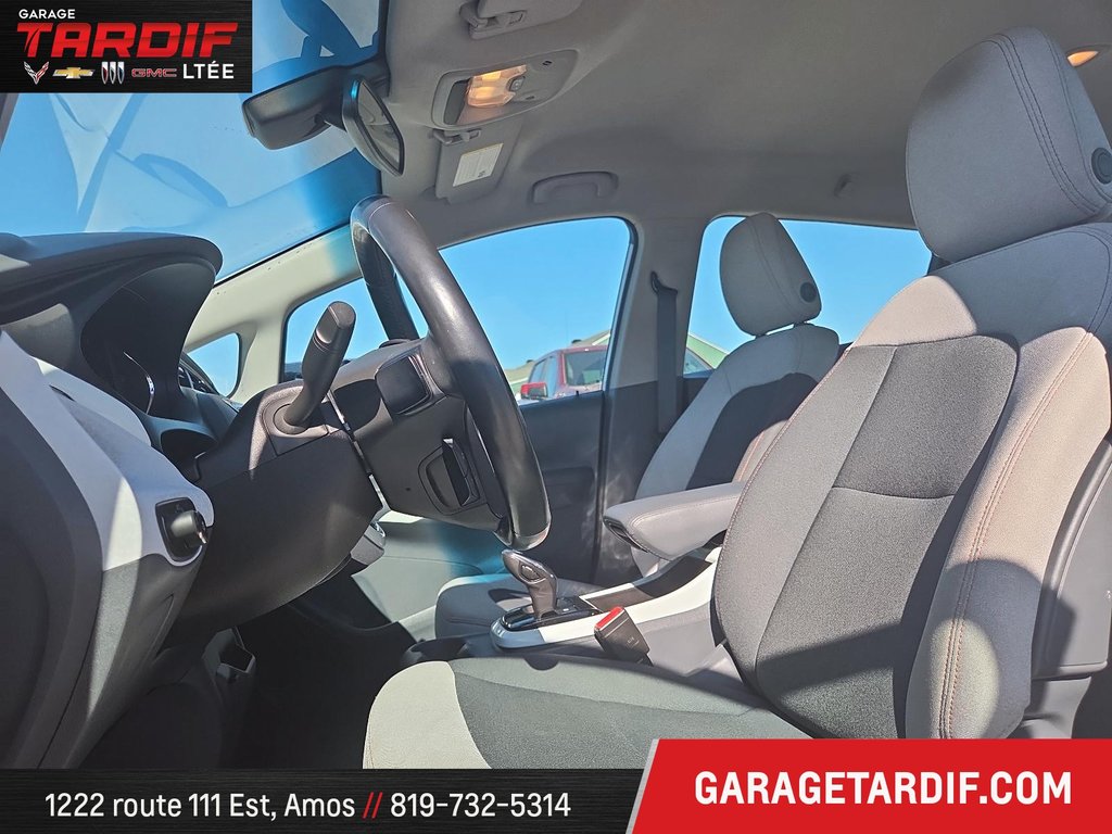 2021 Chevrolet Bolt EV in Amos, Quebec - 9 - w1024h768px