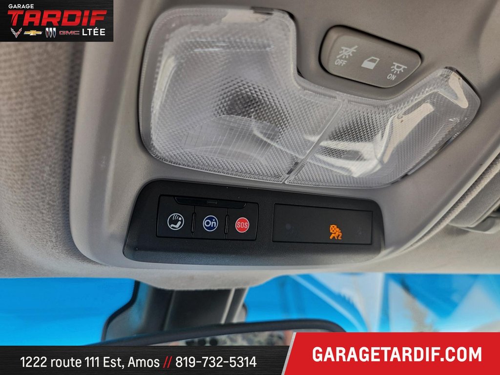 2021 Chevrolet Bolt EV in Amos, Quebec - 20 - w1024h768px