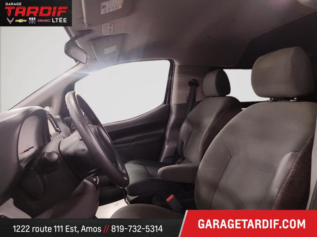 Chevrolet CITY EXPRESS VAN LT  2015 à Amos, Québec - 13 - w1024h768px