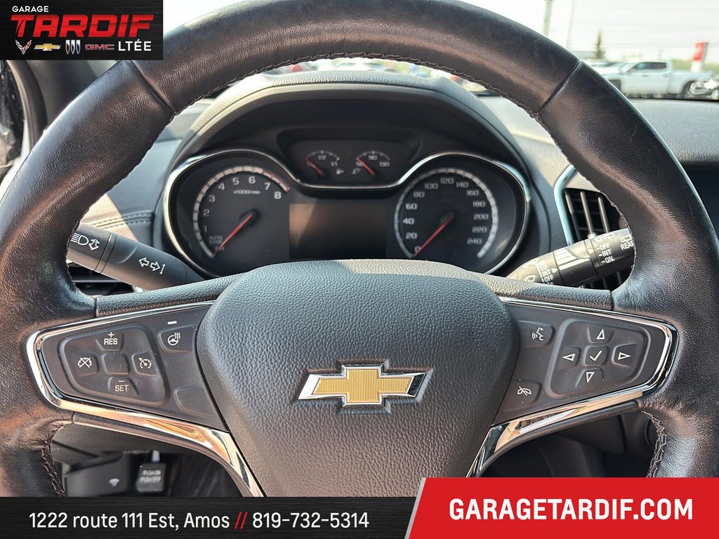 2017 Chevrolet Cruze in Amos, Quebec - 8 - w1024h768px