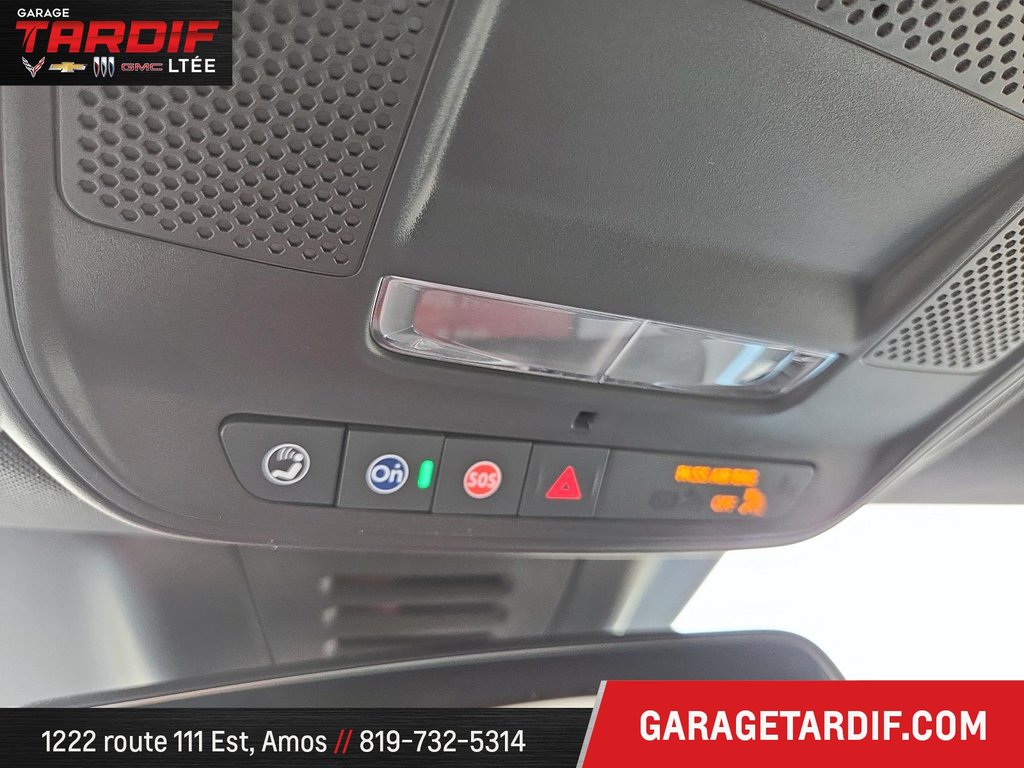 2025 Chevrolet Equinox EV in Amos, Quebec - 2 - w1024h768px