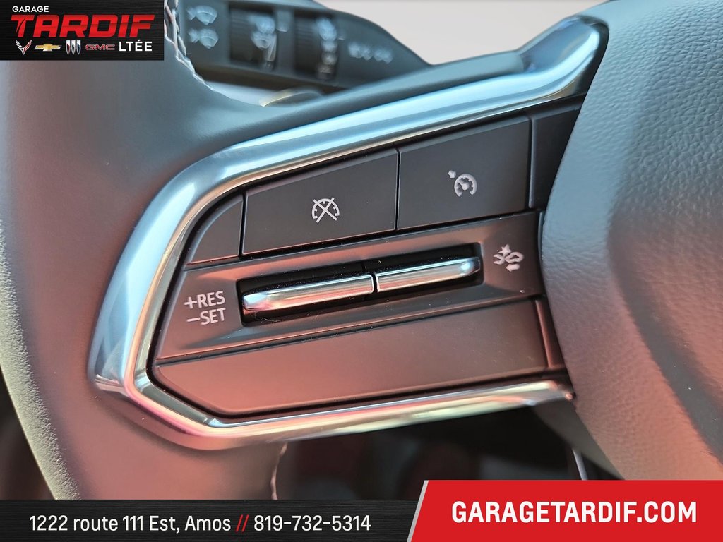 2025 Chevrolet Equinox EV in Amos, Quebec - 18 - w1024h768px