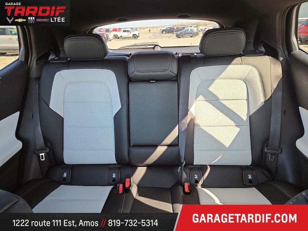2025 Chevrolet Equinox EV in Amos, Quebec - 12 - w1024h768px