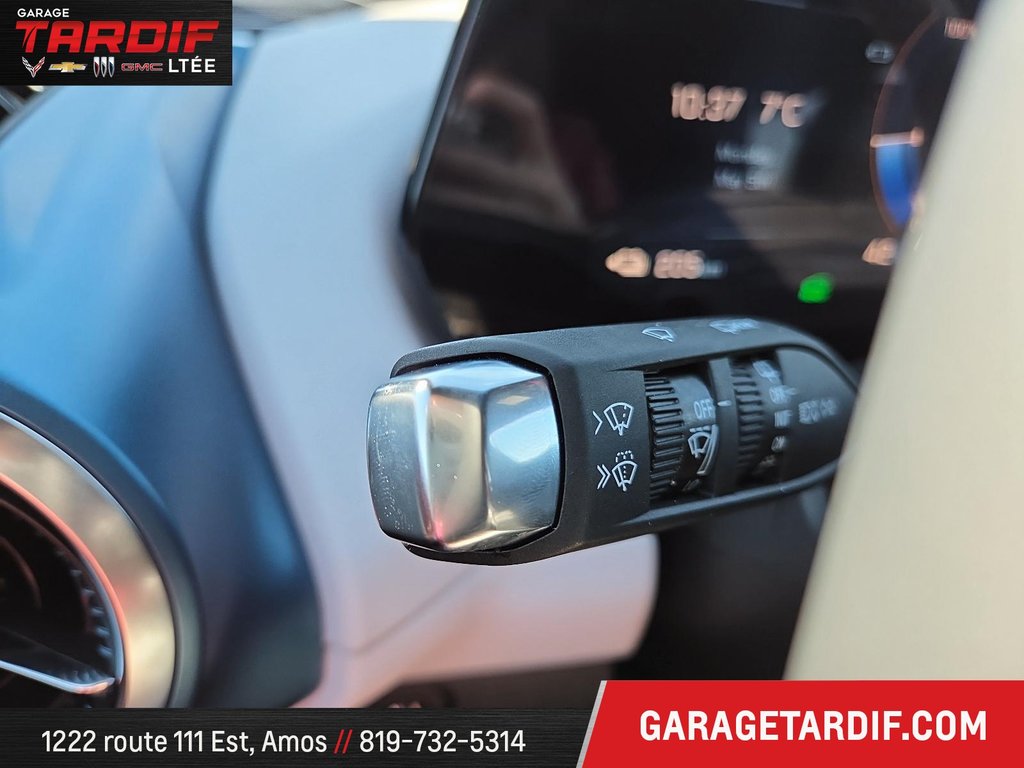 2025 Chevrolet Equinox EV in Amos, Quebec - 17 - w1024h768px