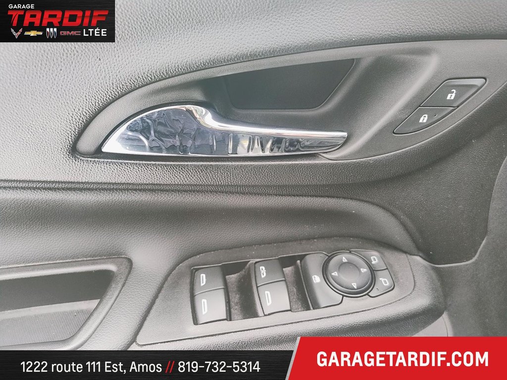 Chevrolet EQUINOX  AWD  2023 à Amos, Québec - 10 - w1024h768px