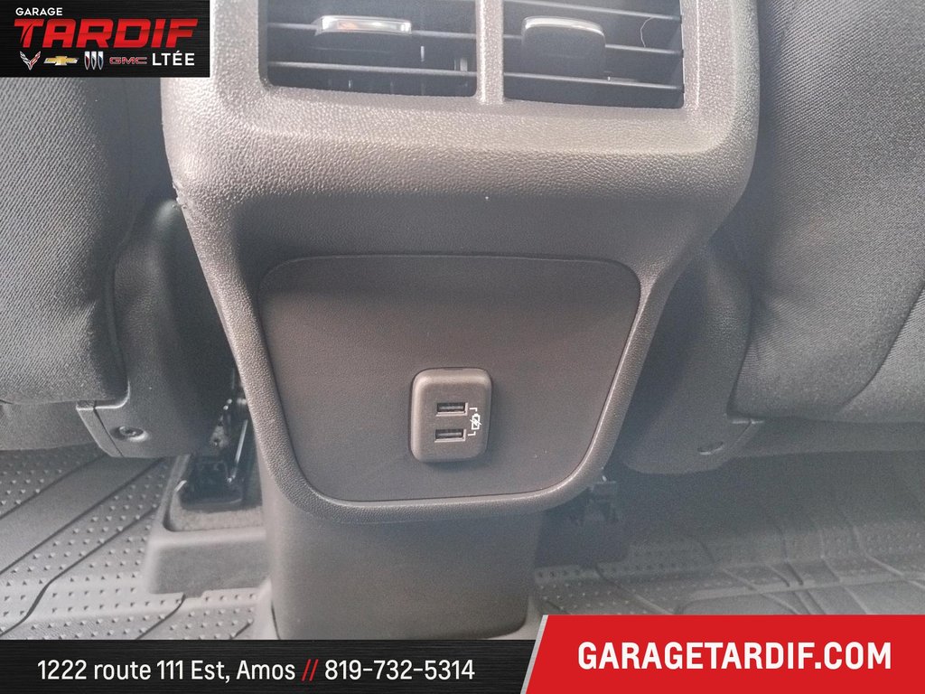 2024 Chevrolet Equinox AWD in Amos, Quebec - 21 - w1024h768px