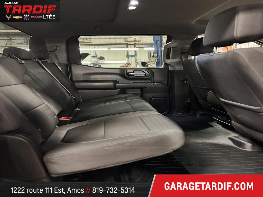 2021 Chevrolet Silverado 1500 in Amos, Quebec - 9 - w1024h768px