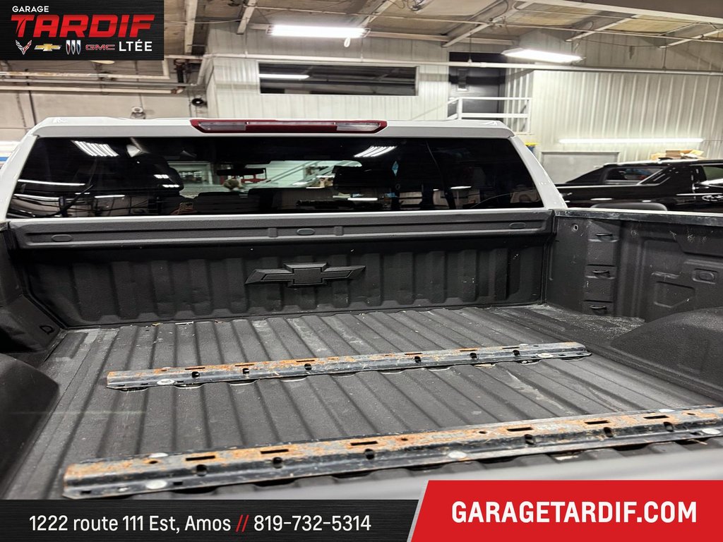 2021 Chevrolet Silverado 1500 in Amos, Quebec - 8 - w1024h768px