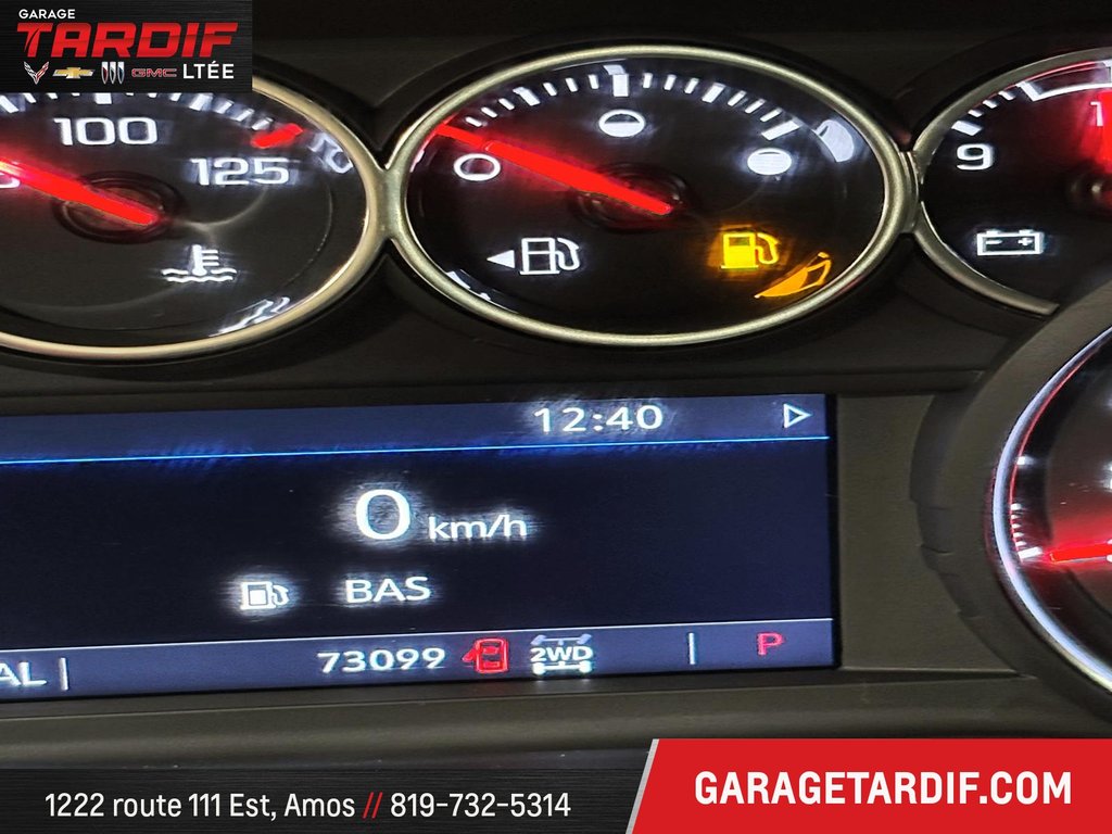 2021 Chevrolet Silverado 1500 in Amos, Quebec - 16 - w1024h768px