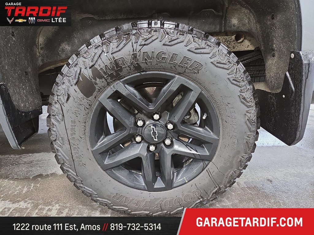 Chevrolet Silverado 1500  2023 à Amos, Québec - 6 - w1024h768px