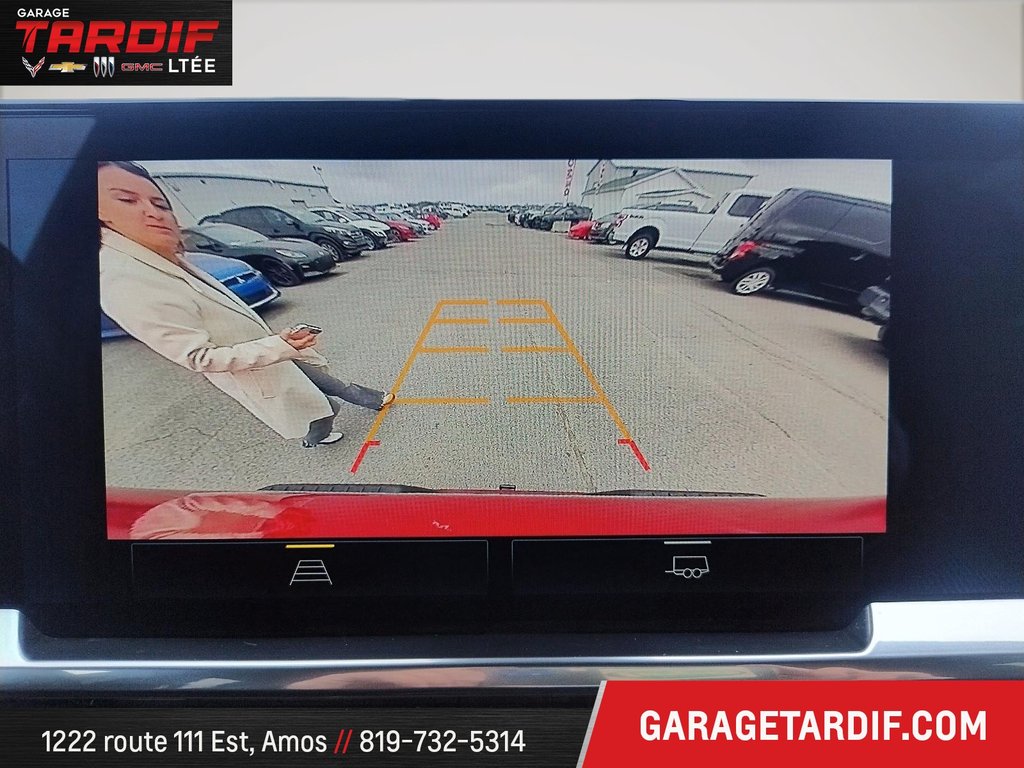 Chevrolet Silverado 1500  2023 à Amos, Québec - 18 - w1024h768px