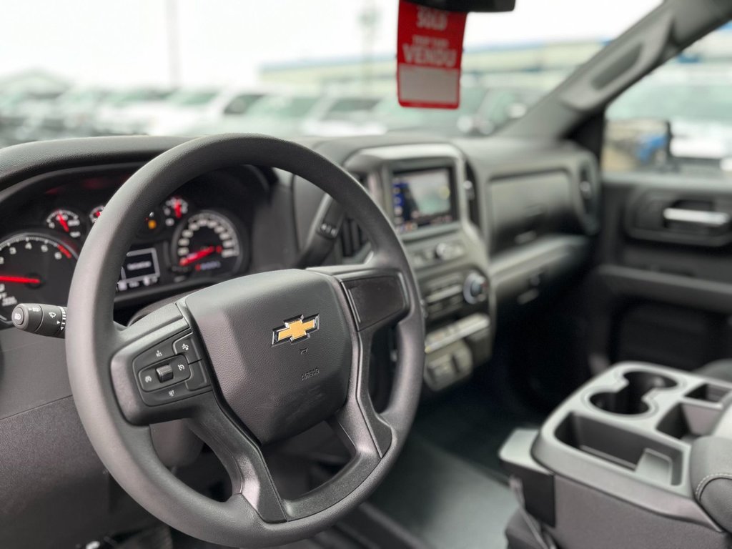 2024 Chevrolet Silverado 1500 in Amos, Quebec - 8 - w1024h768px