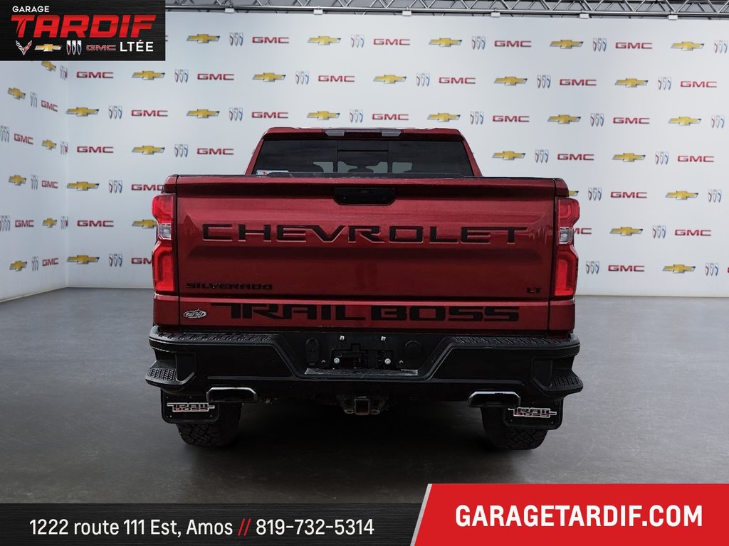 2022 Chevrolet Silverado 1500 2WD Crew Cab in Amos, Quebec - 3 - w1024h768px