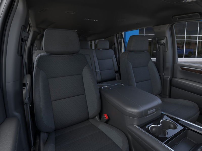2025 Chevrolet Suburban in Amos, Quebec - 6 - w1024h768px
